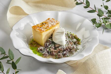 Картофельный пирог с томленой говядиной