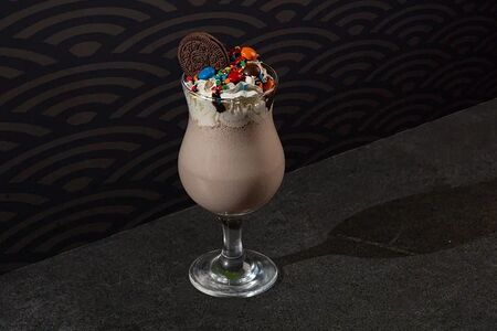 Милк шоколадно-банановый