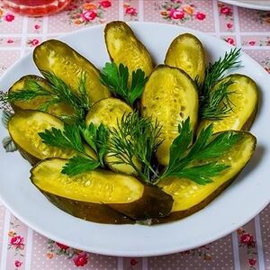 Огурцы маринованные