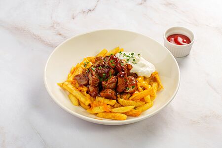 Свинина барбекю с картофелем фри