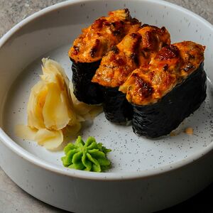 Суши острые с угрем