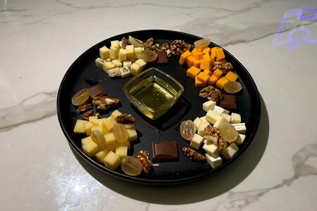 Сырная тарелка