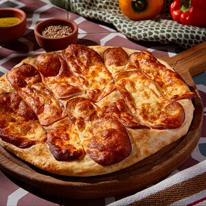 Хачапури с копченым сыром