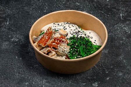 Чука салат с угрём