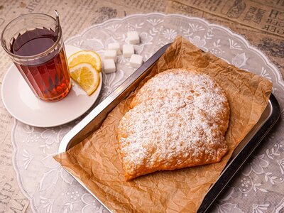Чебуреники с яблоком