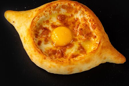 Хачапури по-аджарски