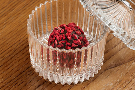 Конфета Малина-базилик