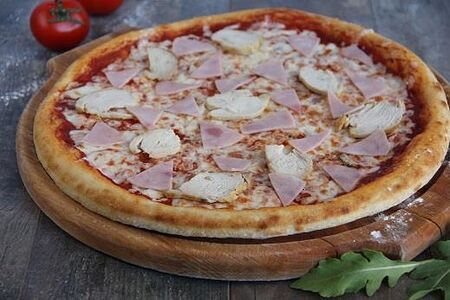 Пицца Курица и ветчина