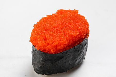 Гункан Икра тобико