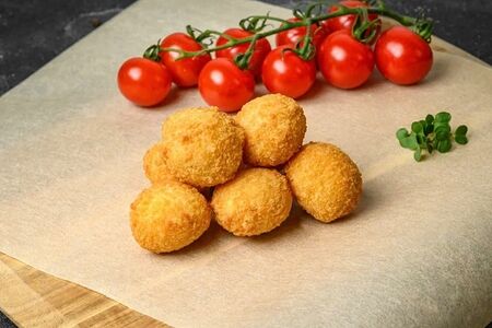 Сырные шарики с Моцареллой 