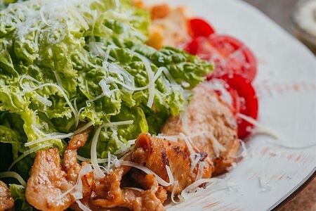 Салат Цезарь с курицей С собой
