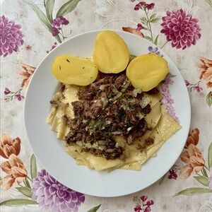 Бешбармак из тушёнки