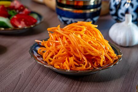 Морковка по-корейски