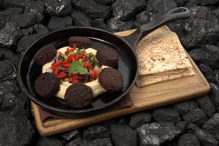 Хумус с фалафелем