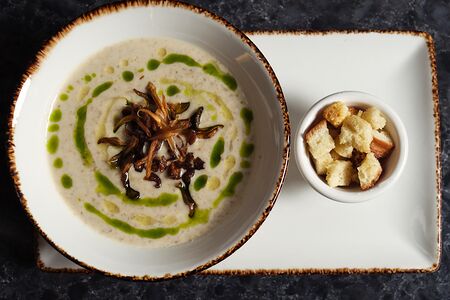 Крем-суп капучино из лесных грибов