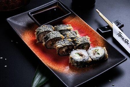 Теплый ролл унаги темпура 