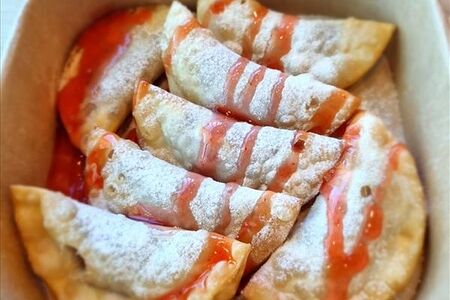 Вонтоны с клюквой