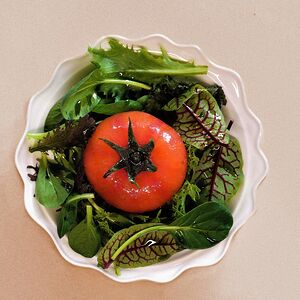 Կապրեզե ստրաչատելայով և Պեստոյով