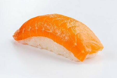 Суши с лососем