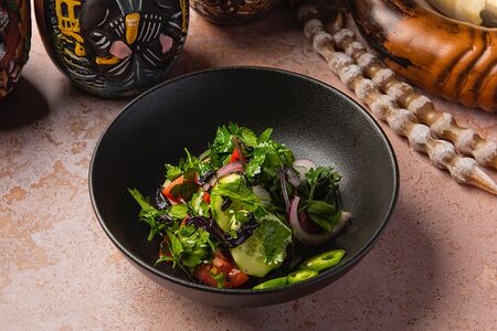 Овощной салат по-грузински 