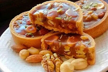 Тарталетка карамельно-ореховая 