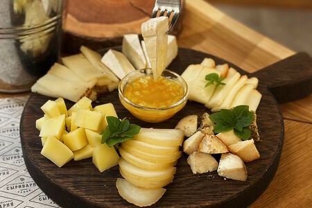 Сырная тарелка №1