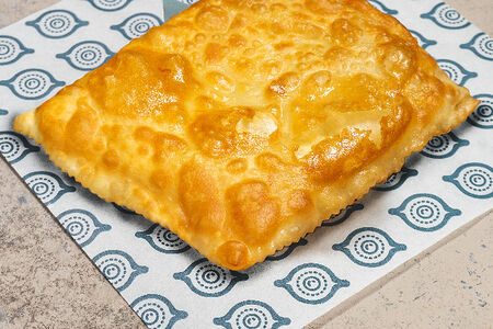 Чебурек с сыром
