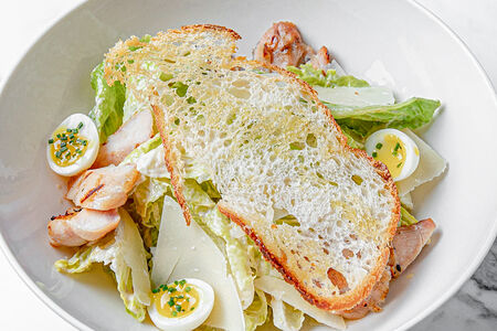 Цезарь с курицей