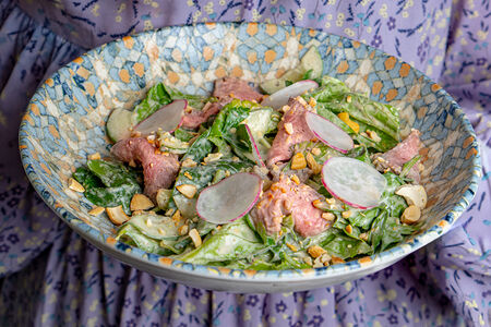 Салат с ростбифом