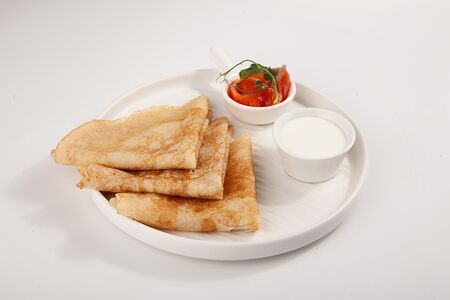 Блинчики с лососем