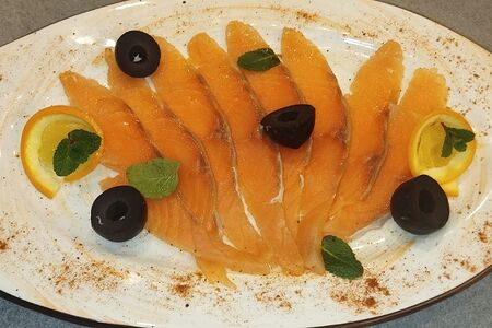 Лосось слабосолёный