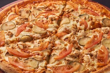 Пицца куриная целая