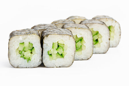 Ролл с огурцом