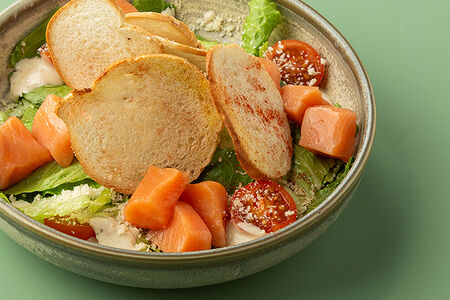 Цезарь с лососем