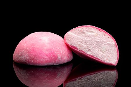 Моти Клубника