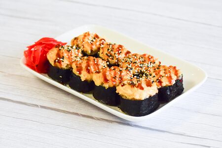 Ролл Запеченный с крабом