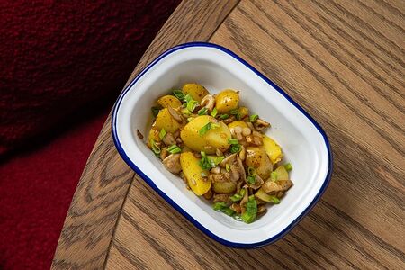 Картофель жареный с вешенками