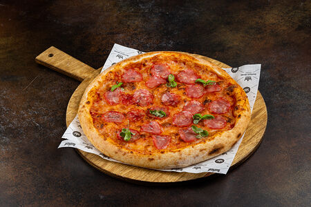 Пицца с Итальянскими колбасками