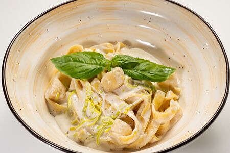 Фетучини с морским гребешком