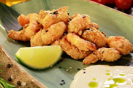 Креветки попкорн в соусе васаби