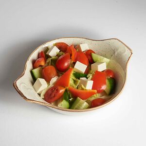 Салатик овощной с сыром фетакса