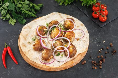 Грибы на мангале