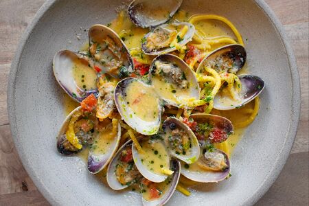 Паста с вонголе