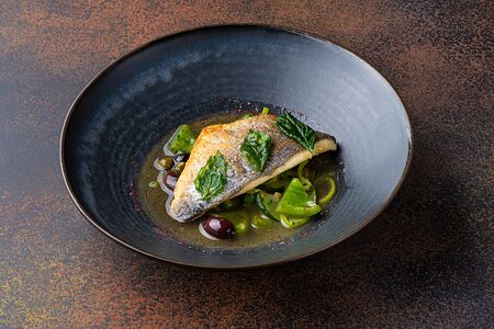 Сибас по-средиземноморски