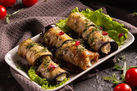 Баклажанные рулетики   