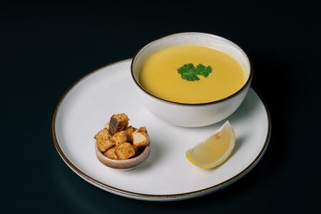 Крем-суп чечевичный