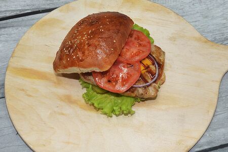 Квадратный Бургер МакМаф Карбонад