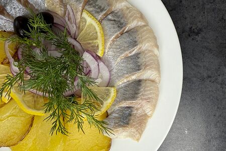 Сельдь с картофелем