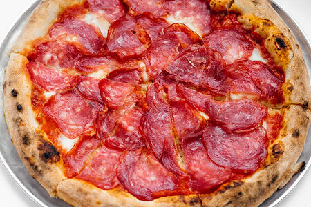 Пицца Салями