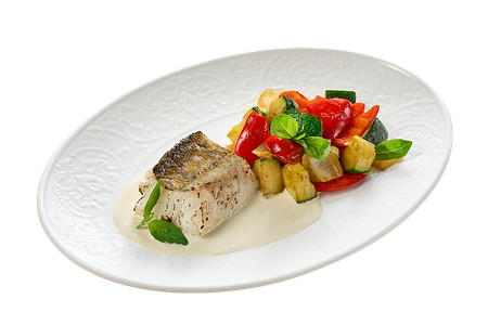 Филе судака с овощами со сливочно-горчичным соусом